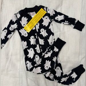 Hanna Andersson Black and White Ghost Kids Footie